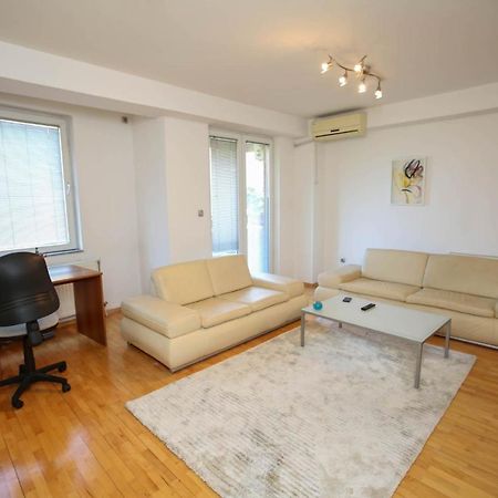 Milica Apartments Скопье Экстерьер фото