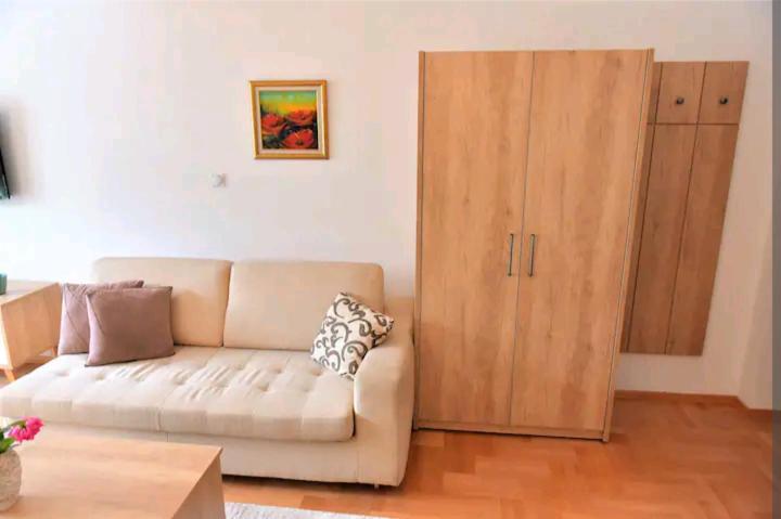Milica Apartments Скопье Экстерьер фото